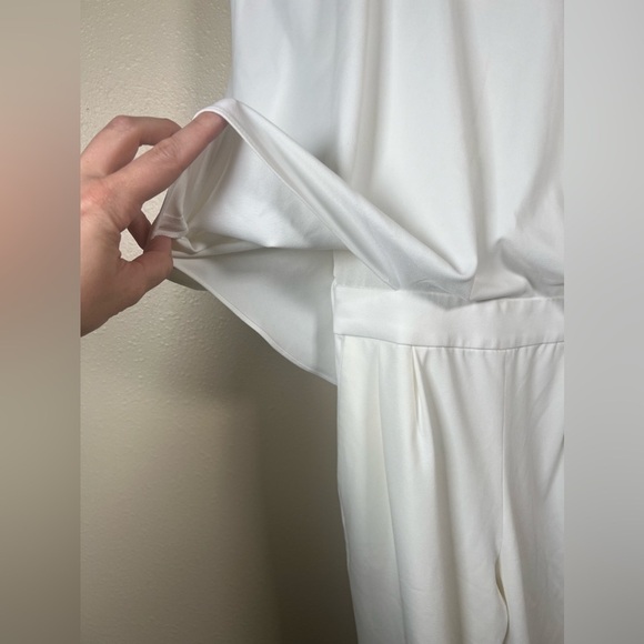 Halston Draped Sleeve Tapered Leg Crepe Jumpsuit White Size 0 - Picture 6 of 16